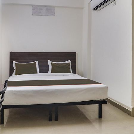 Collection O Sbr Kondapur Near Rto Office Hotel Хидерабад Екстериор снимка
