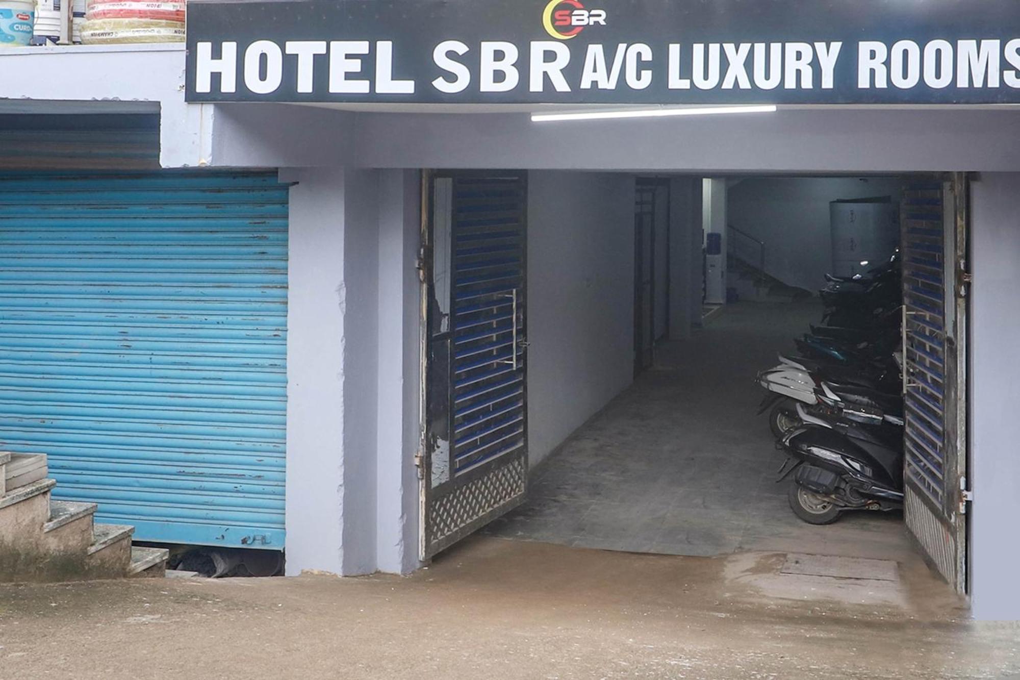 Collection O Sbr Kondapur Near Rto Office Hotel Хидерабад Екстериор снимка