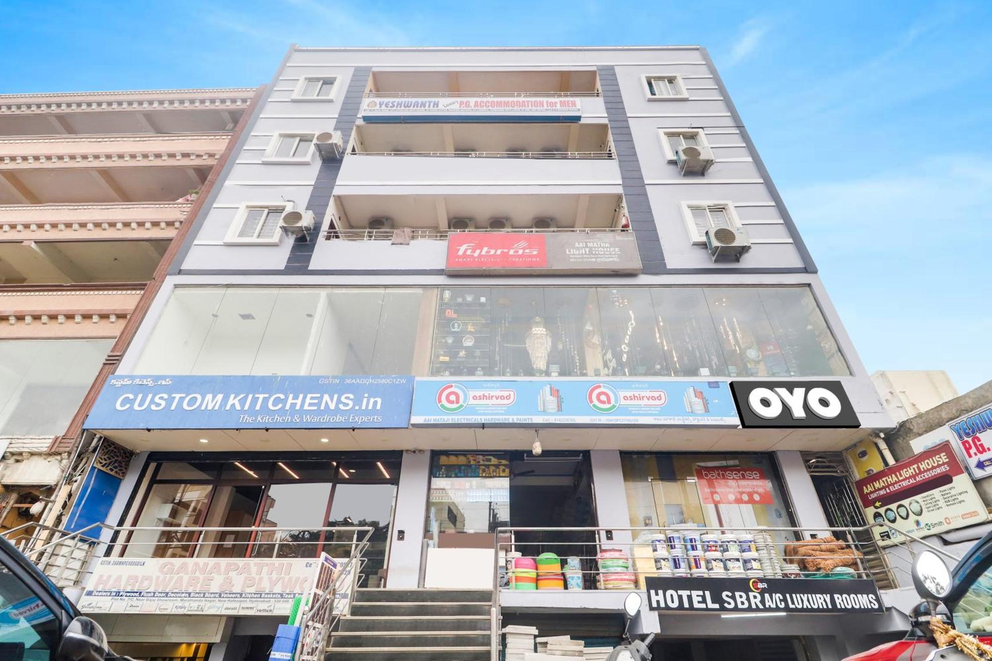 Collection O Sbr Kondapur Near Rto Office Hotel Хидерабад Екстериор снимка